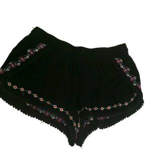 LA Hearts Black BOHO Shorts Size Lg